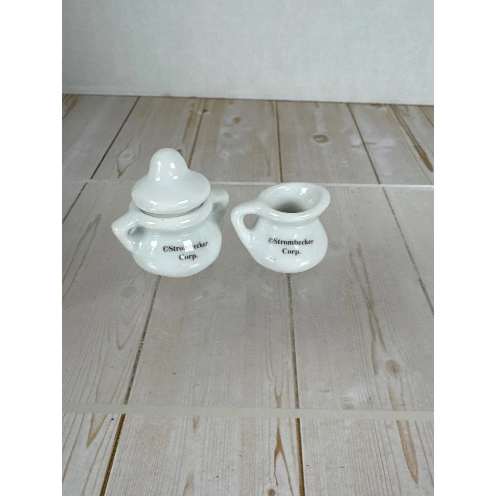 Vintage Strombecker Miniature Tea Set White Pink 7 Pc Ceramic‎ Barbie Dollhouse